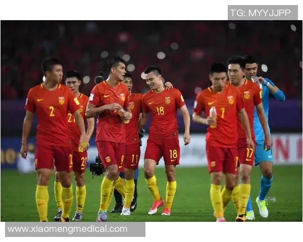 足球球星卡市场价格揭秘：1万价值的足球卡能买到什么珍稀卡片