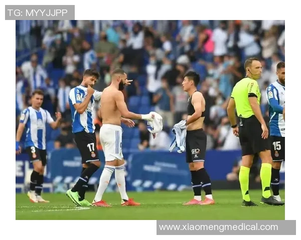 2025年中国足球球星最新排名揭晓 谁是当今足坛最强中国球员