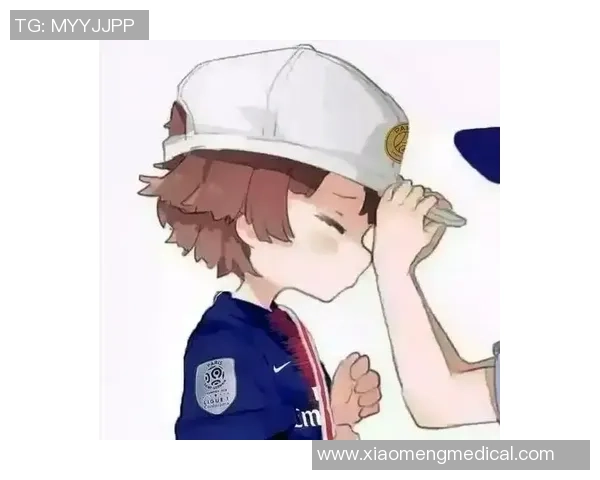 漫画风格球星头像与足球激情碰撞打造独特视觉体验的创意作品展示 漫画风格球星头像与足球激情碰撞打造独特视觉体验的创意作品展示